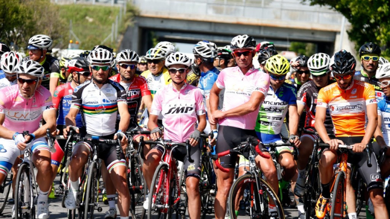 Domenica a Caivano si assegnano le maglie rosa del Giro d’Italia Amatori