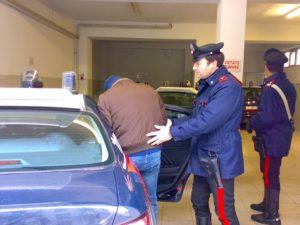carabinieri-arresto-121