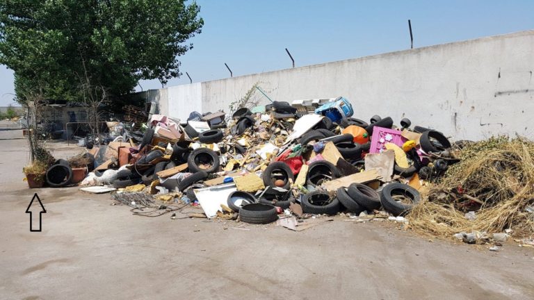 Otto rom indagati per business illegale nella gestione dei rifiuti