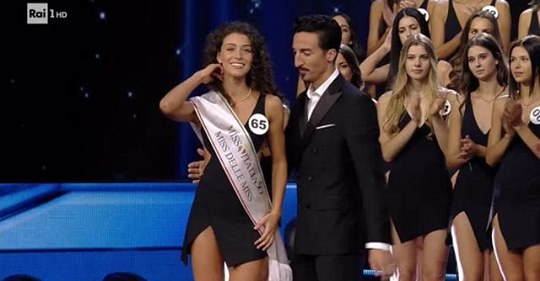 Caterina Di Fuccia da Marcianise eletta a Miss Italia “Miss delle Miss”