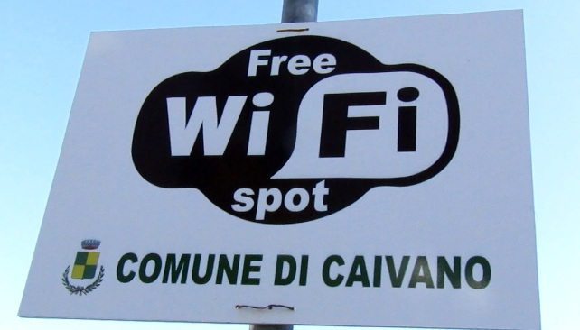 Piazza WiFi Italia, per internet gratuito in piazza. Caivano non ha ancora aderito
