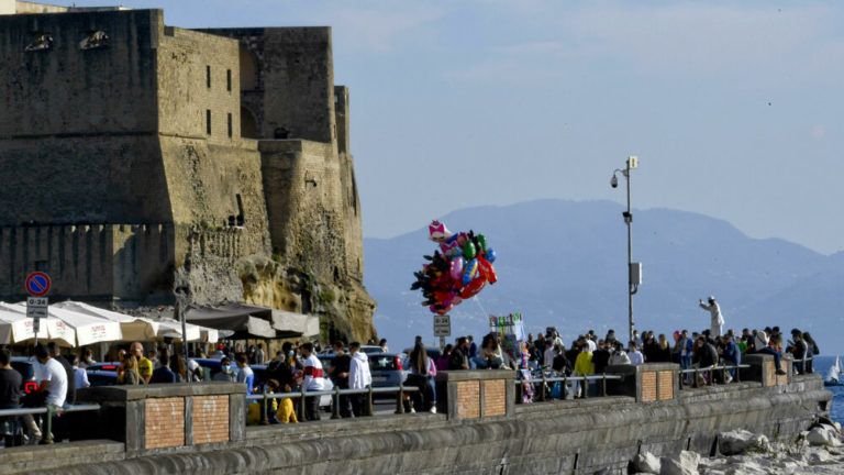 Il Prefetto Valentini invita tutti a restare a casa