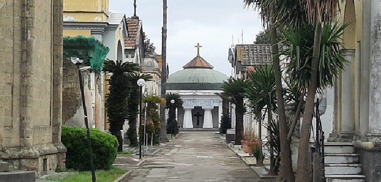 Chiesa del cimitero di Caivano