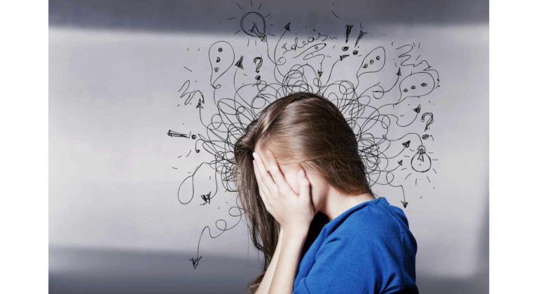 Un adolescente su due soffre di disturbi d’ansia: è la conseguenza di oltre un anno di pandemia e restrizioni