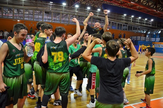 Jirafa Basket Caivano campione regionale U13, battuta Casapulla
