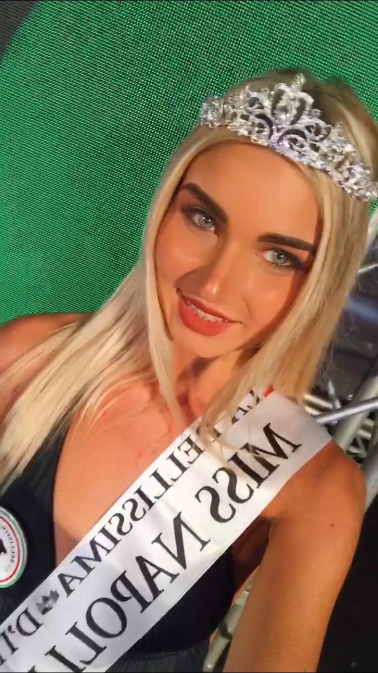 Concorso nazionale “Bellissimi d’Italia”: la ventenne Silveria Tozzoli vince la fascia di Miss Napoli Partenope