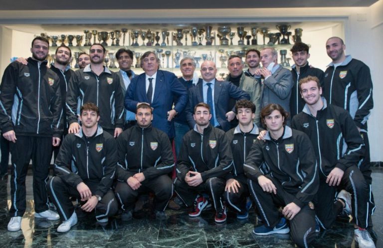 Canottieri Napoli: presentata la squadra per la stagione agonistica 2021/22. Dopo due giornate è in vetta alla classifica a punteggio pieno