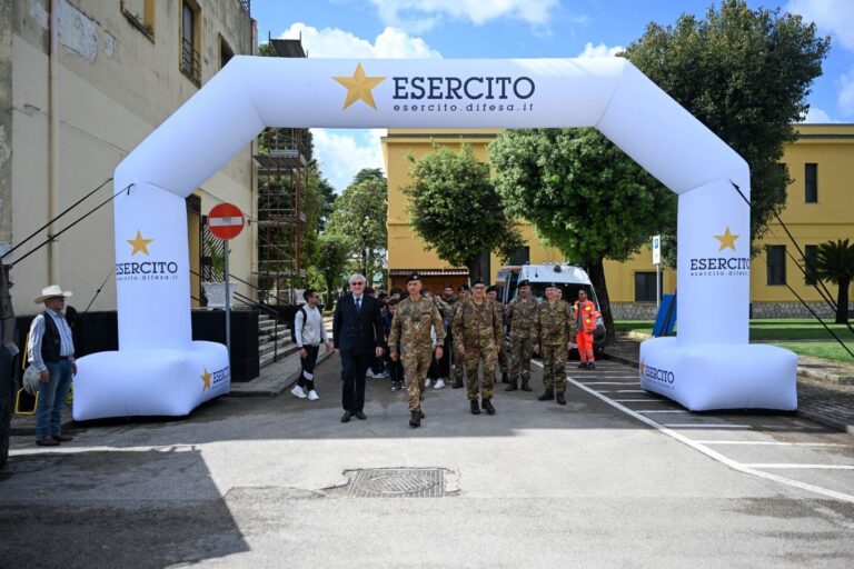 L’EVENTO. Esercito, alla Scuola di Commissariato decolla il progetto “Villaggio Benessere – Crescere Connessi”
